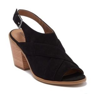 SUSINA
Dali Slingback Suede Mid Heel Sandal